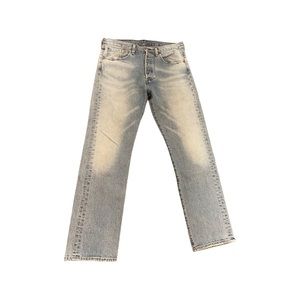 Levi 501; 32x30. Like new.